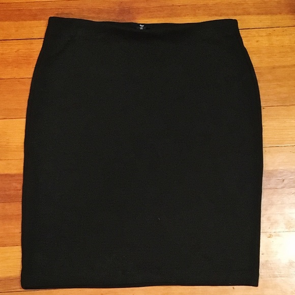 Gap above the knee pencil skirt size small - Picture 1 of 3